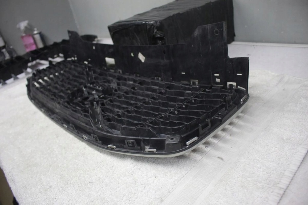 фото №4, Решётка радиатора volvo xc60 ii 2 r-design 31457464