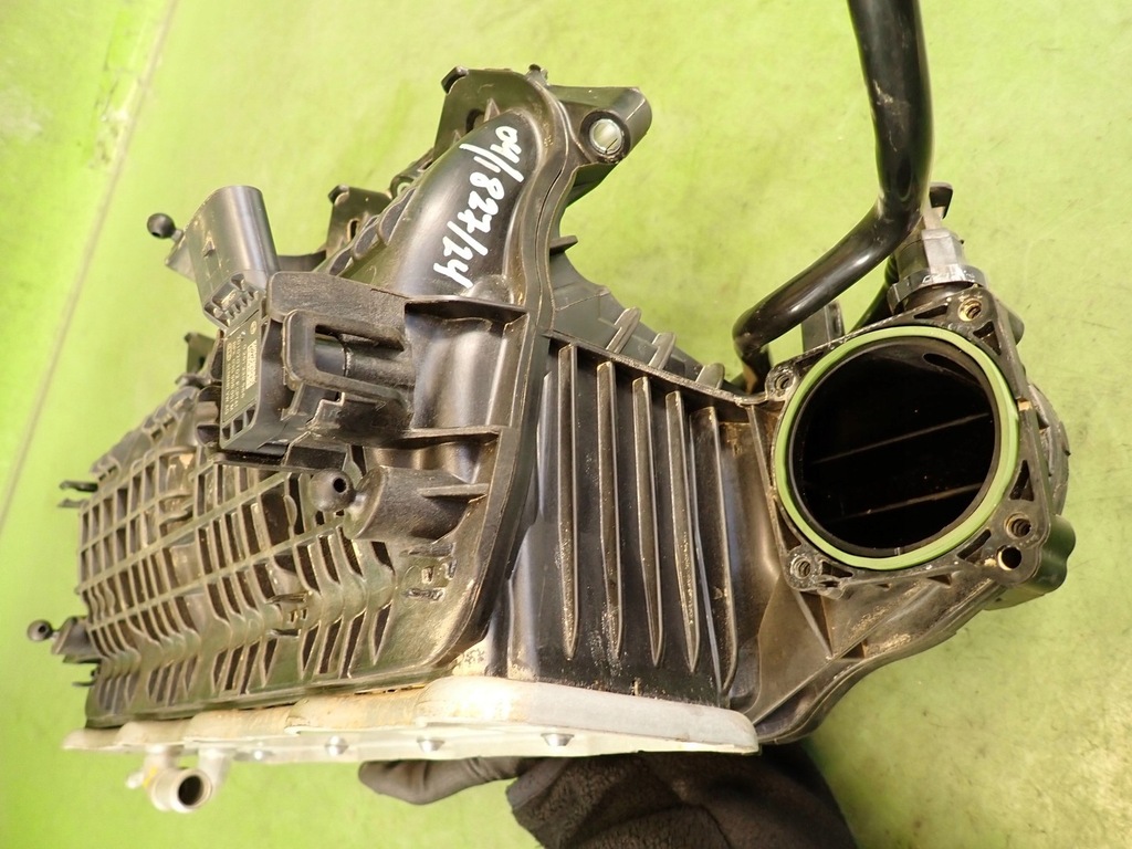 фото №10, Колектор всмоктуючий skoda octavia iv rs 1.4 tsi phev 21r 04e129711m 04e145749f