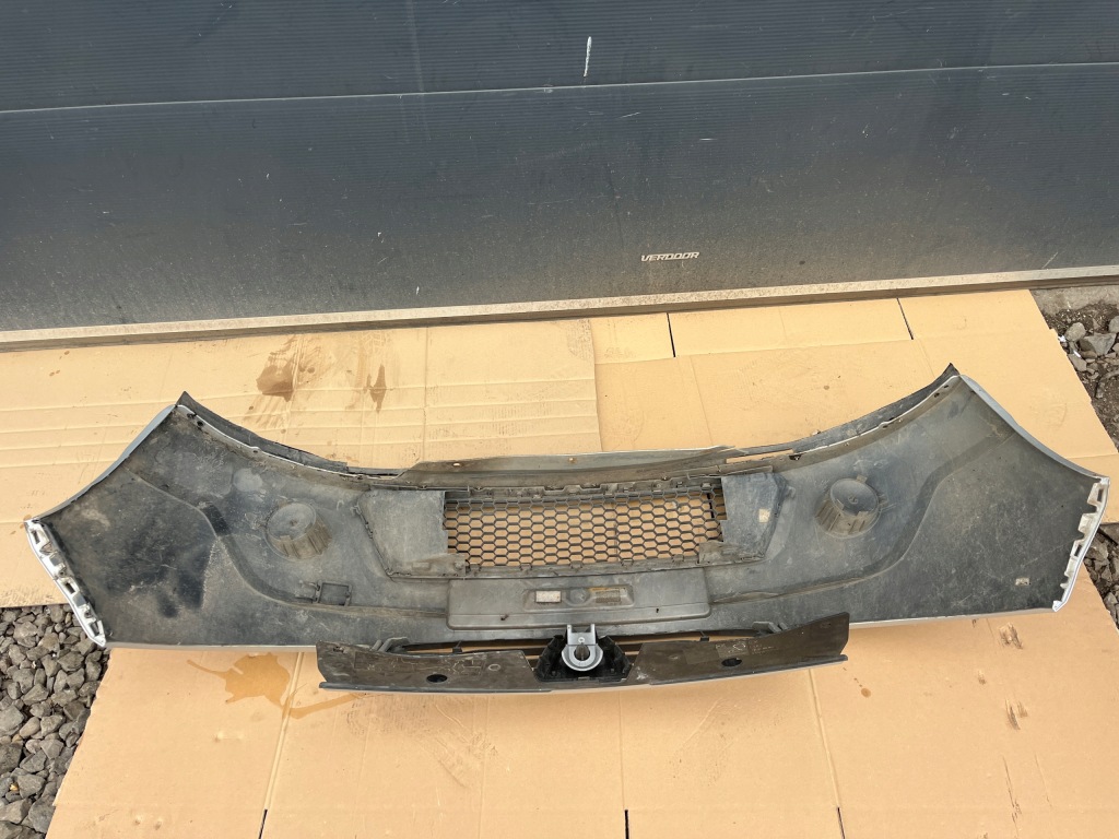 Бампер передній dacia sandero i 2008-2012 ted69 Київ