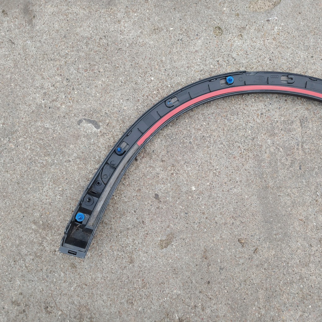 фото №7, Audi q3 молдинг крыла правый задняя задняя 8u0853818b