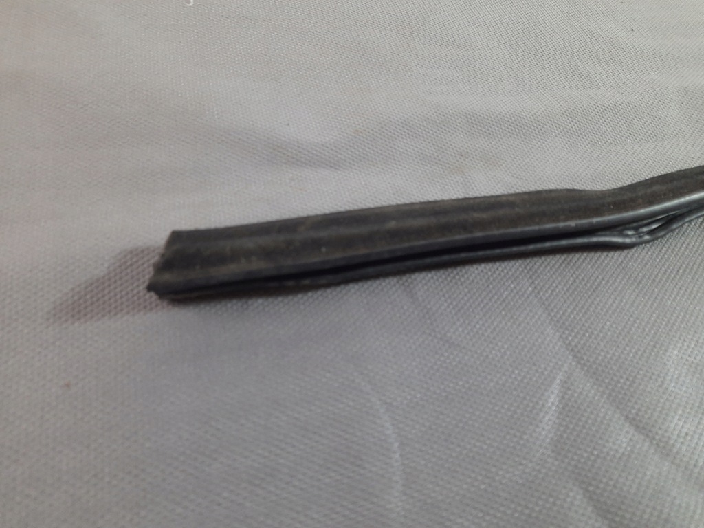 фото №7, Chevrolet camaro 16- прокладка скло двері права ліва права usa