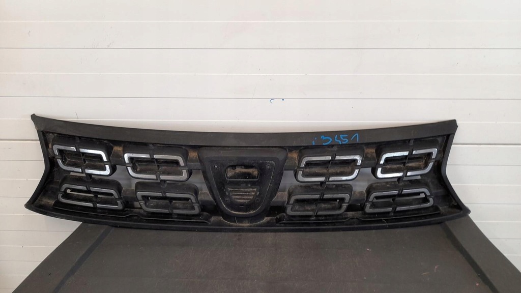 фото №1, Решётка радиатора решётка радиатора dacia duster 2 ii