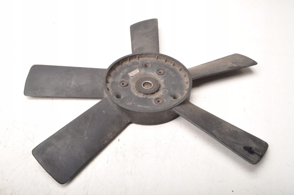 фото №1, Mercedes w123 2.3 вискомуфта вентилятор вентилятор 1022050306