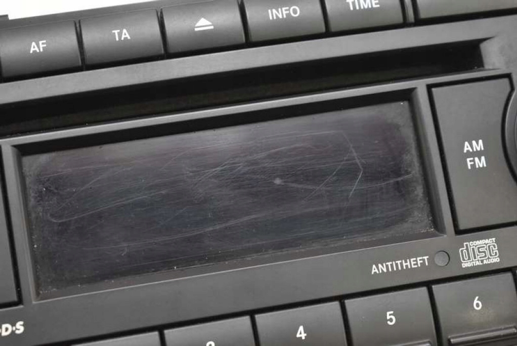 Радио радиопроигрыватель cd p05091509ag dodge caliber 06-12 Киев