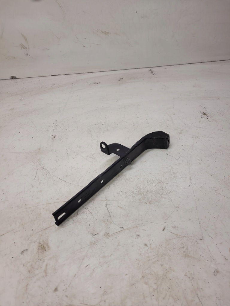 фото №1, Кронштейн поперечина сигнал audi a8 d3 4e0806494a