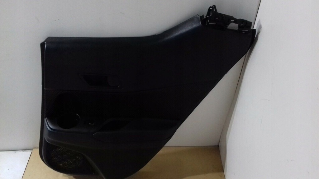 фото №1, Обшивка двері toyota chr c-hr правий задній 2016-