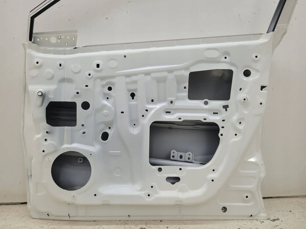 фото №12, Toyota chr c-hr 16- дверь перед передние правое fv