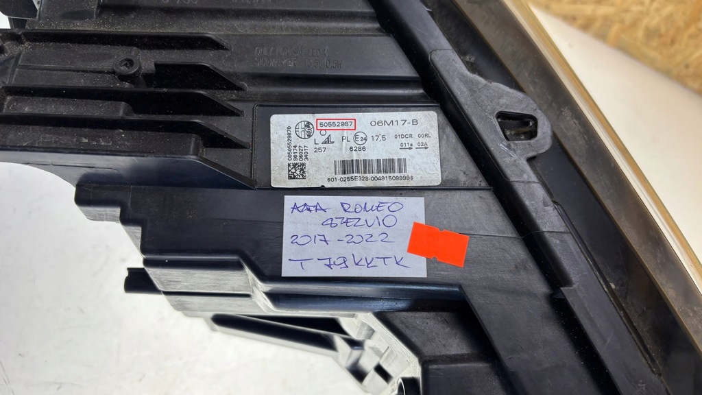 фото №12, Alfa romeo stelvio 2018 лампы передние