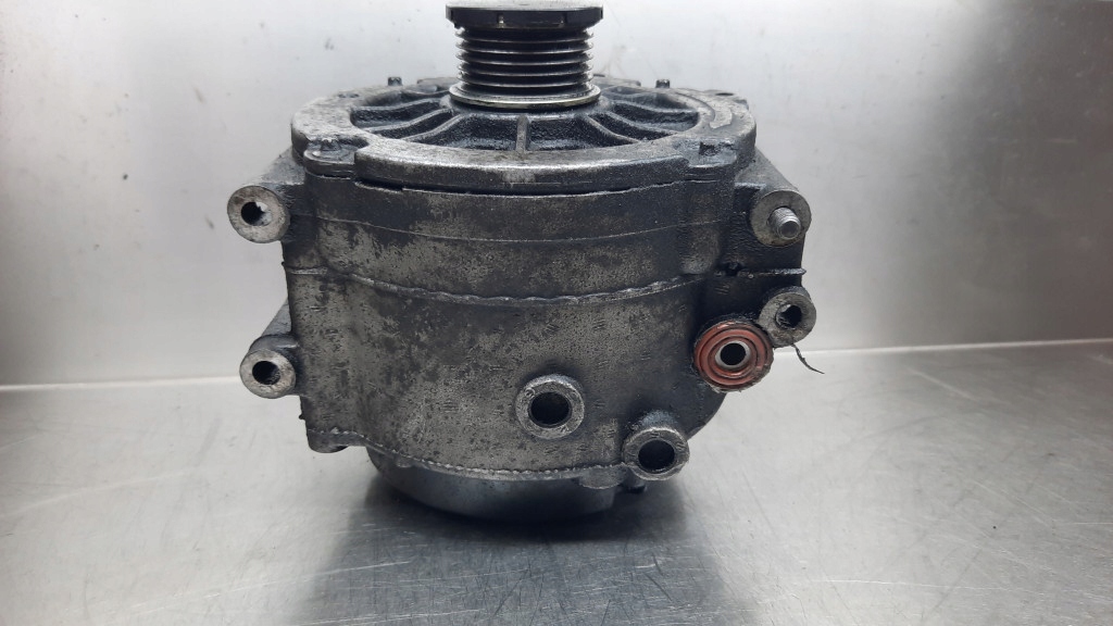 фото №4, Генератор a0001501750 mercedes w203 2.2 cdi