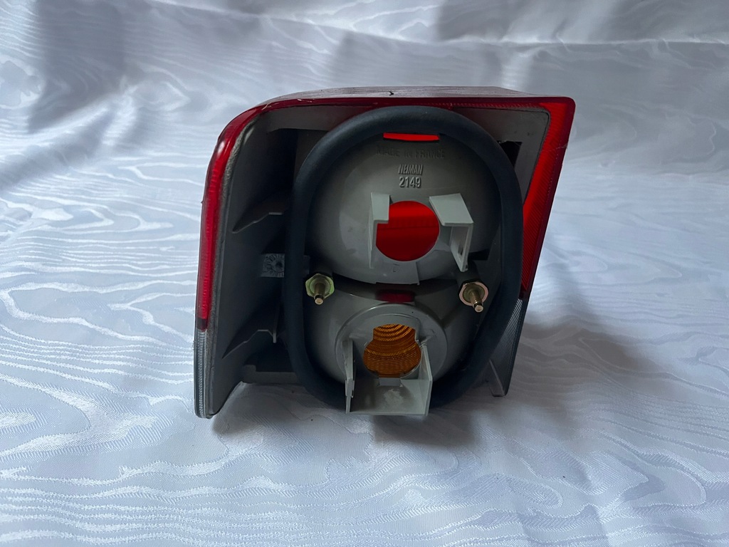 фото №8, Лампа задня права 90-95 оригінал valeo peugeot 405