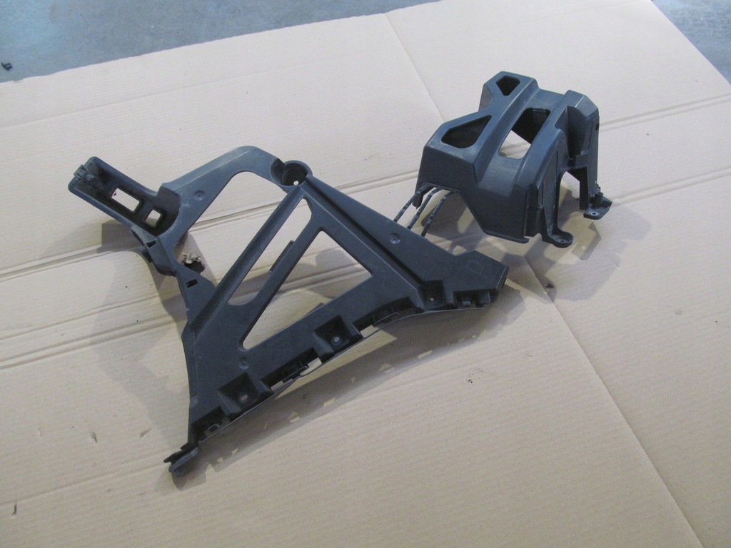 фото №11, Renault laguna hb 07-15 направляющая правый задняя c308