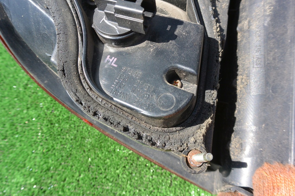 фото №10, Nissan maxima a33 лампа задняя левая правая крыло