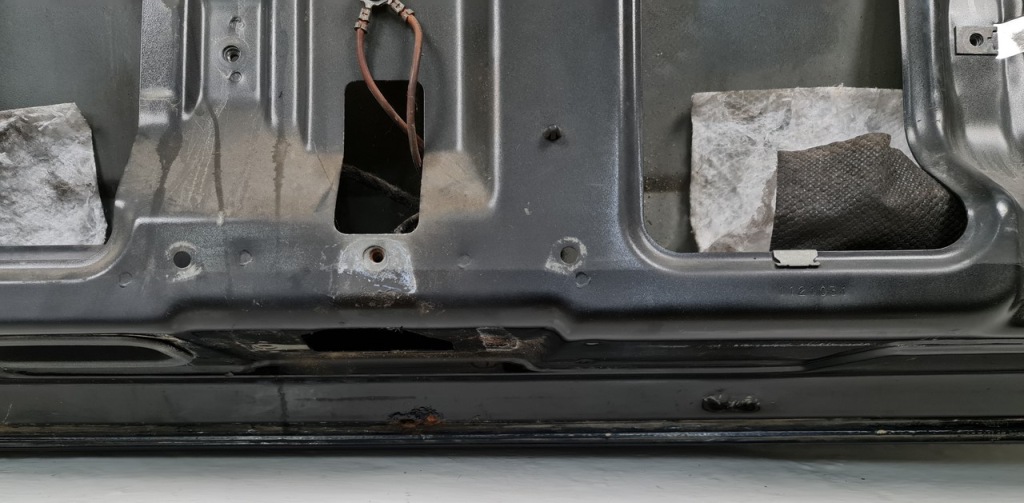 фото №6, Крышка багажника задняя стекло 040 mercedes w163 lift