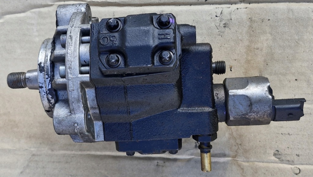 Купить Насос впрыскная ford focus 2 00504ag 1.8 115km 04-12 инжектор