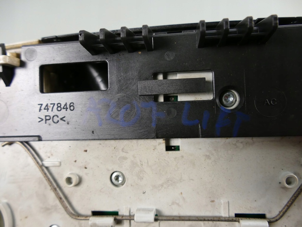 фото №11, Mercedes a207 w207 lift лампа потолочный свет