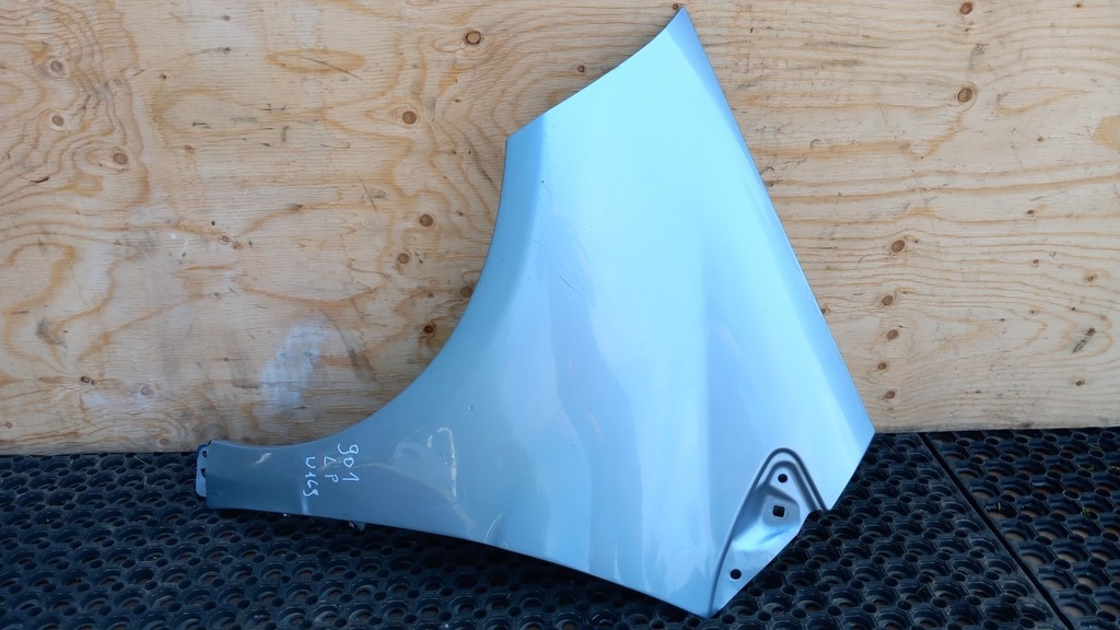 фото №1, Mercedes w169 крыло перед левый 391