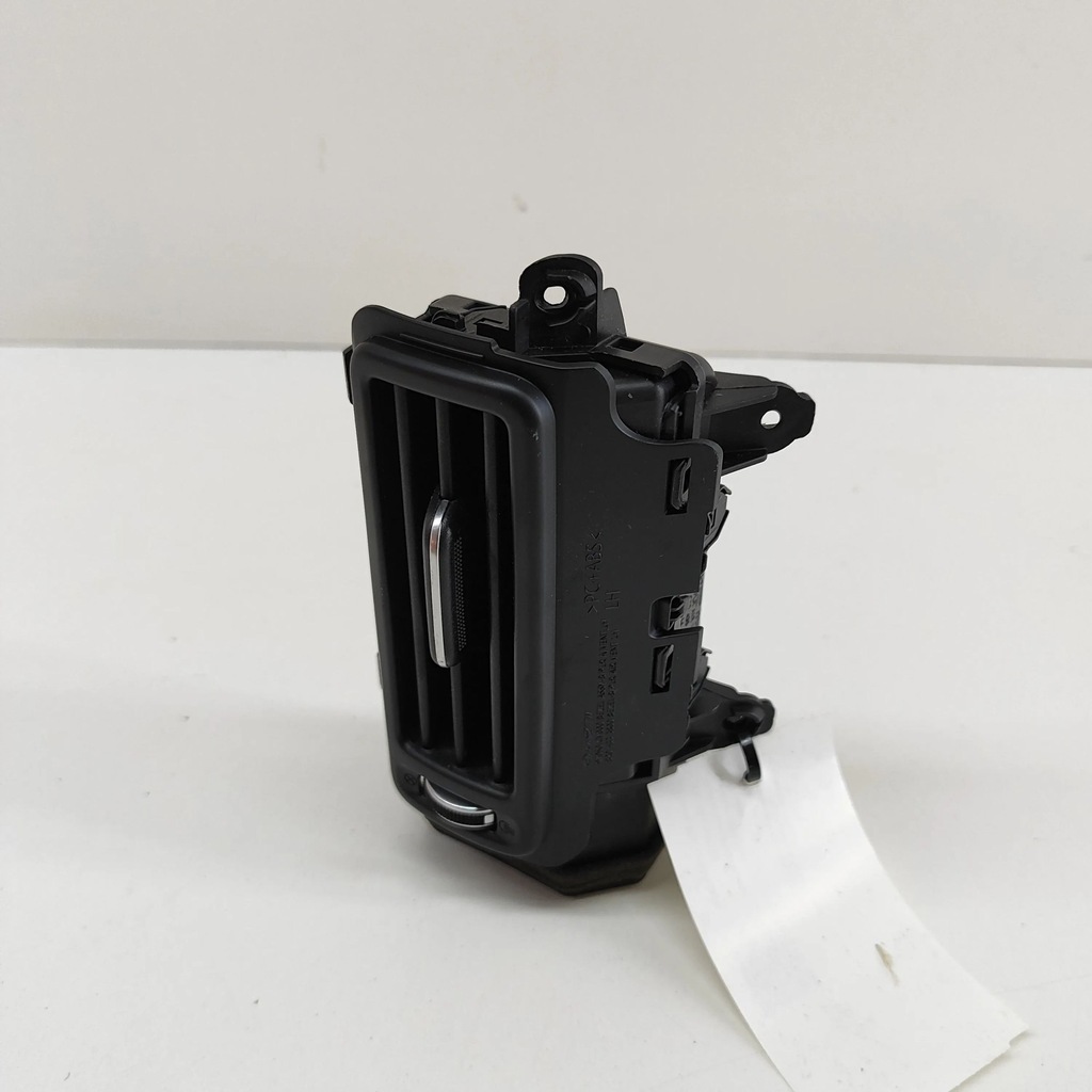 фото №5, Kia ev6 2022 форсунки / решётки обдув панели приборной панели