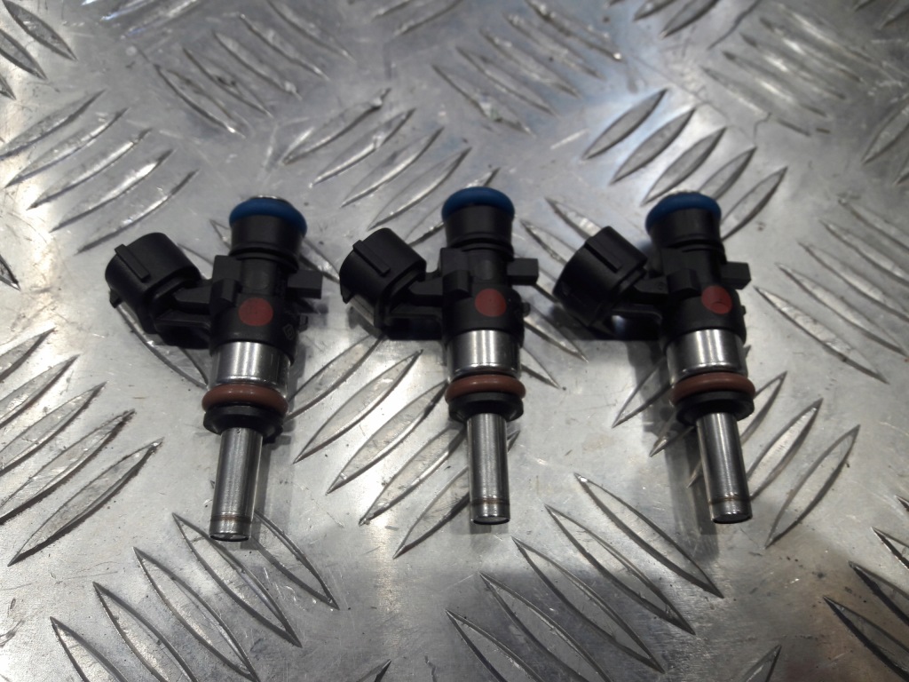 фото №1, Smart 453 brabus 2018r форсунка 0280158302 kpl.