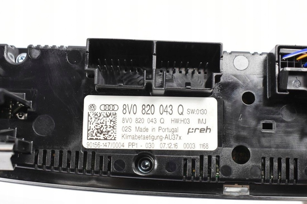 фото №13, Панель кондиционера audi оригинальный номер 8v0820043q