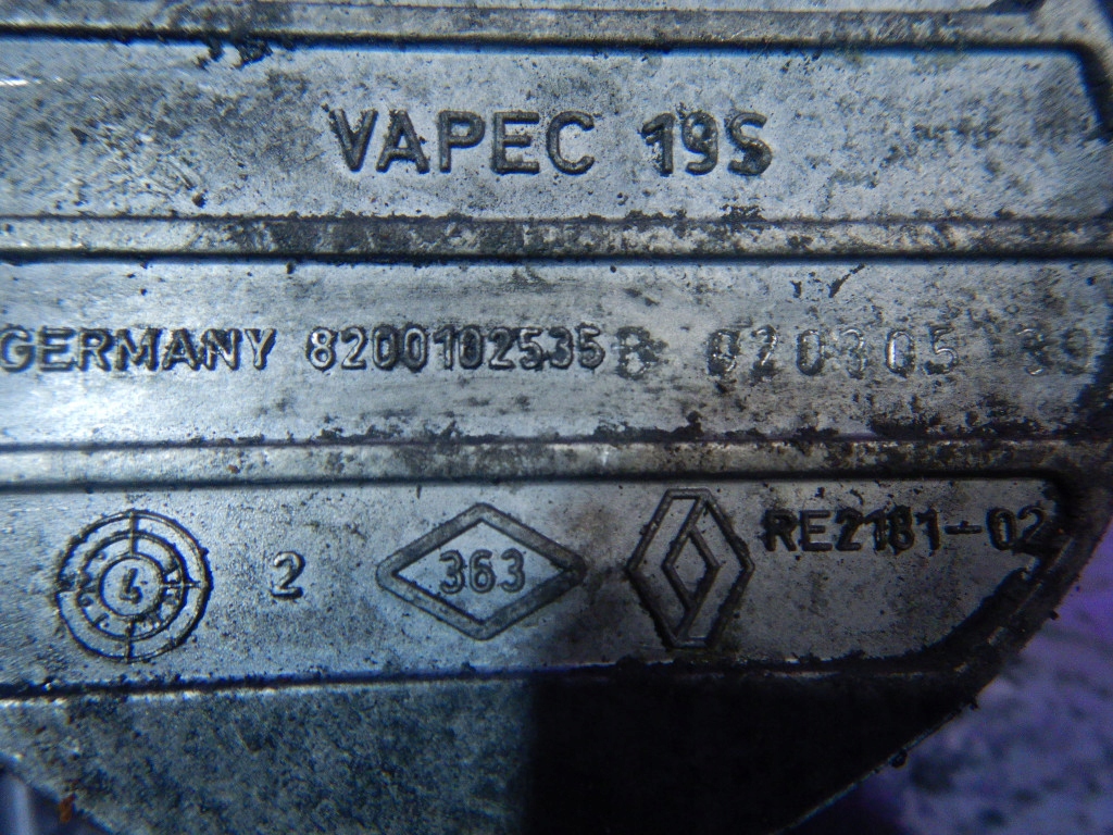 фото №5, Opel movano a i 03-10 2.5 d 115km вакуум насос 8200102535b