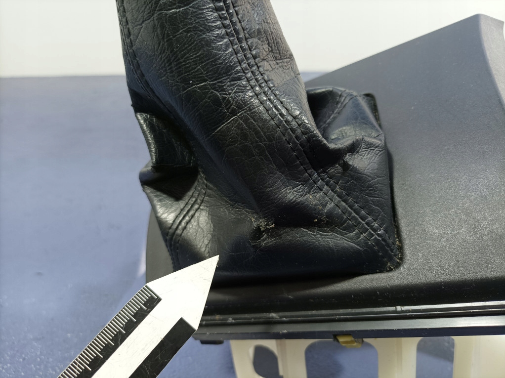 фото №7, Toyota rav4 iii lift важіль домкрат вибірник перемикання передач механічна коробка передач 6b