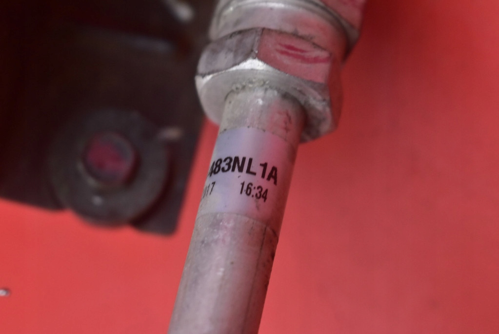 фото №11, Шланг трубка кондиционера 924483nl1b nissan leaf 1 i ze0 lift 10-17