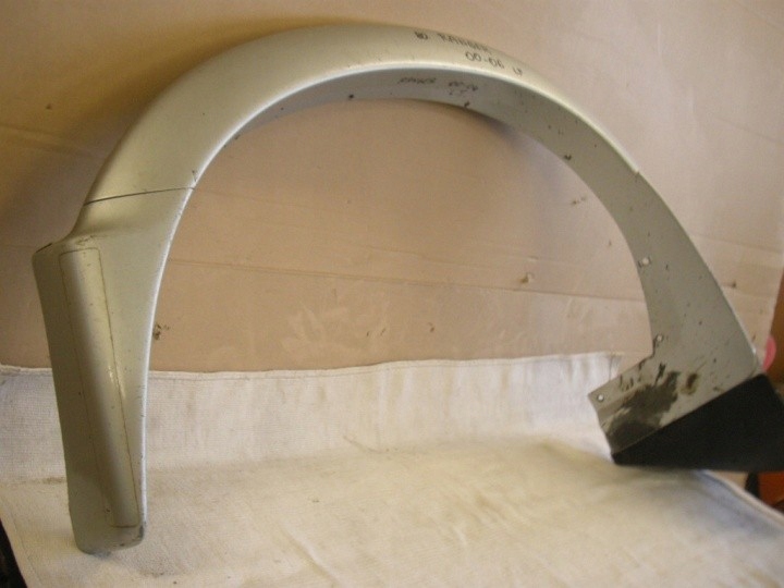 фото №3, Ford ranger 2000 молдинг na крыло левая задняя