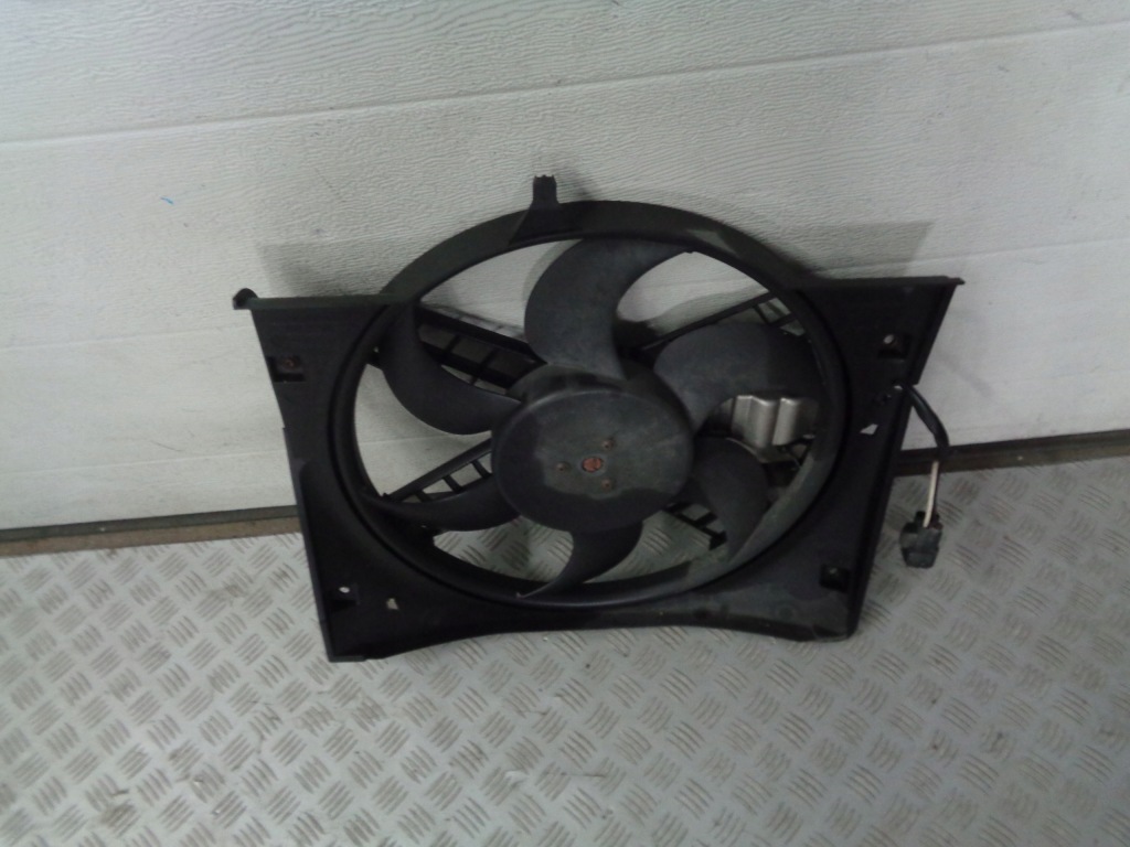 фото №1, Bmw e46 cabrio 2.0cd вентилятор радиатора