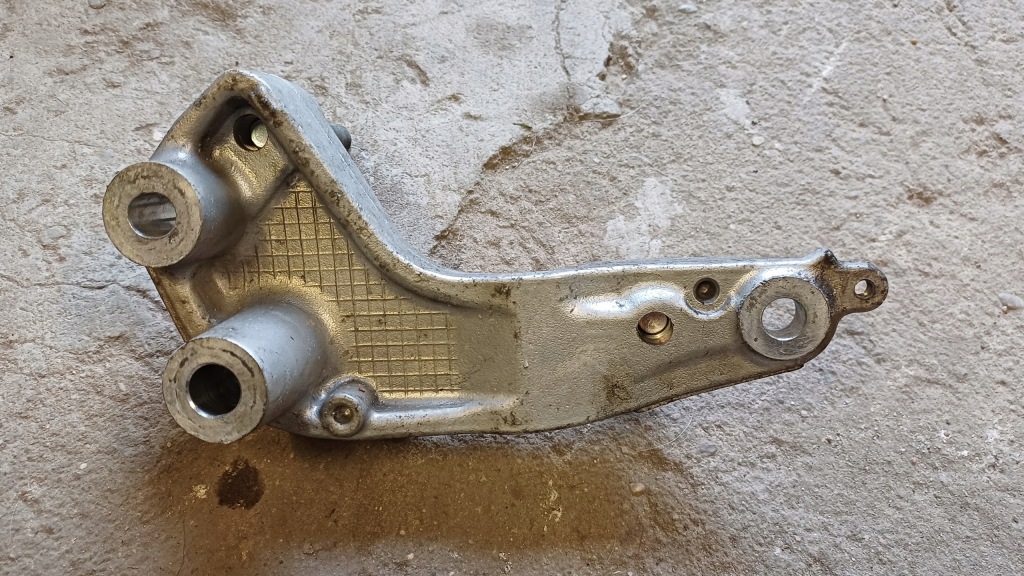 фото №1, Honda civic viii 2.2 i-ctdi кронштейн коробки