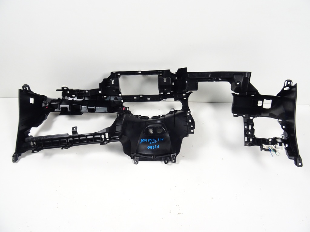 фото №13, Yaris iii lift приборная панель консоль нижняя dół czarna