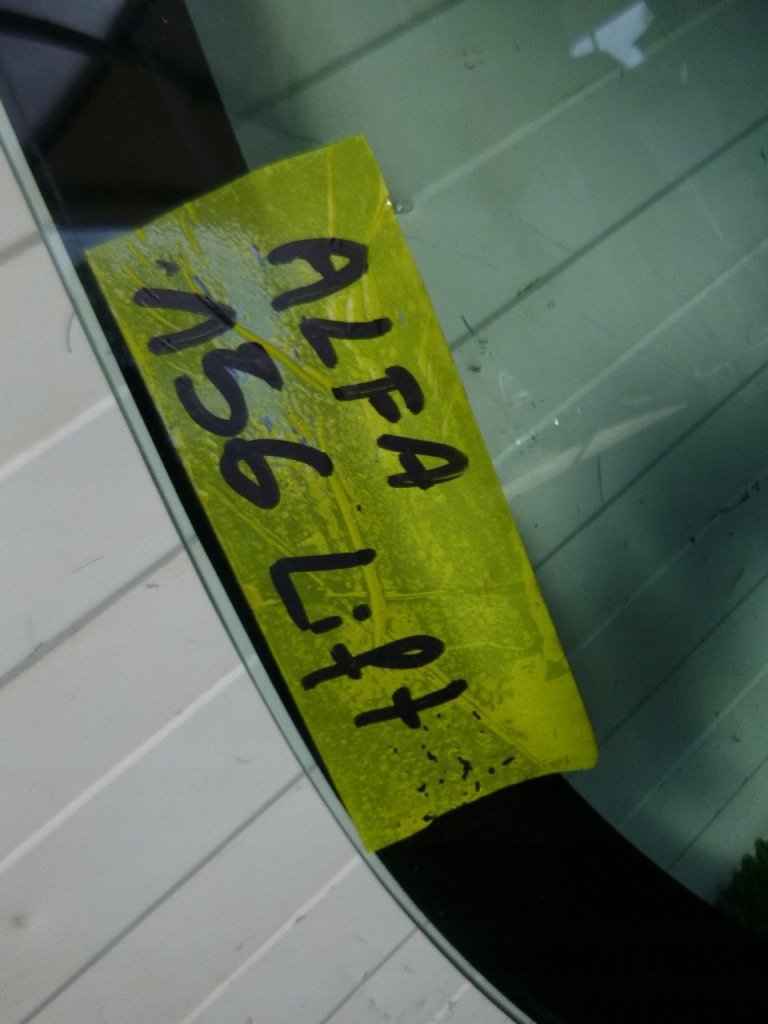 фото №2, Alfa romeo 156 97-05 стекло передняя лобовое oem