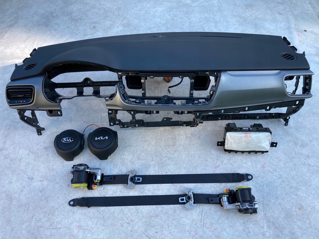 фото №1, Kia rio v 5 приборная панель приборная панель консоль подушки безопасности ремни