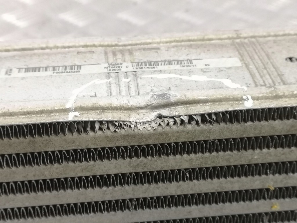 Peugeot 508 2011 радіатор повітря наддувний / інтеркулер в Україні