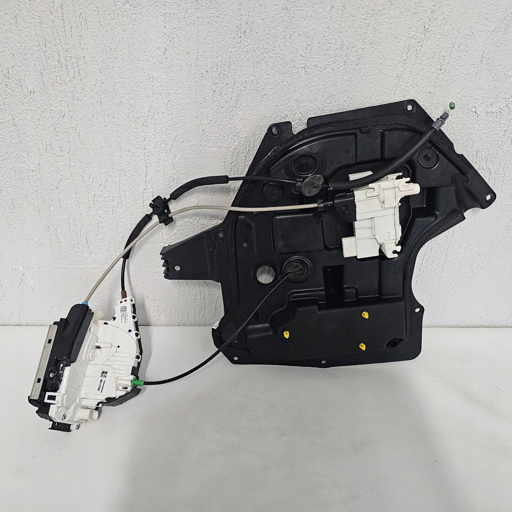 фото №1, Привід замка двері лівий перед tesla x plaid 1614334-00-d