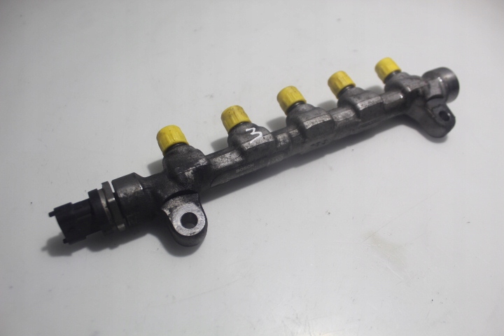 фото №1, Молдинг впрыскная hyundai i30 i lift 1.6crdi