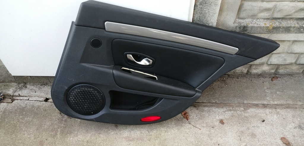 фото №1, Renault laguna iii оббивка двері права задня задня