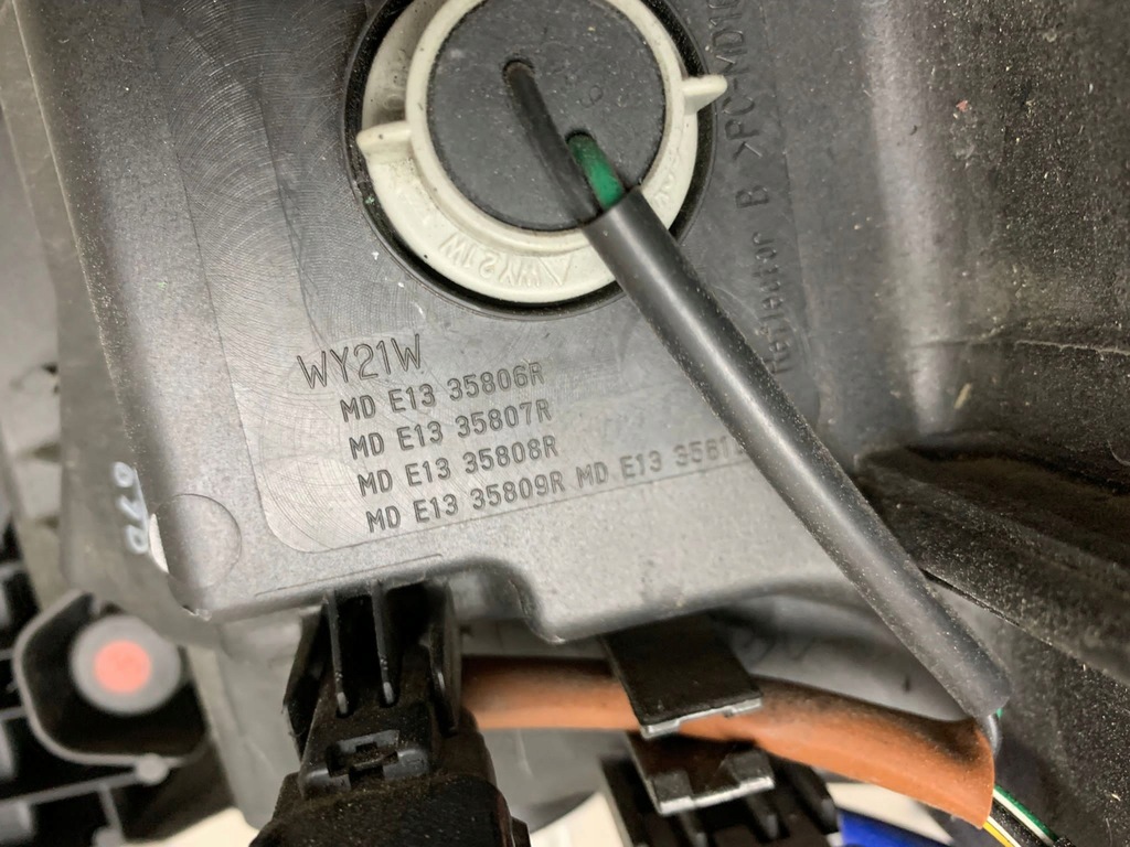 фото №12, Лампа передняя правая subaru forester iv 4 lift led