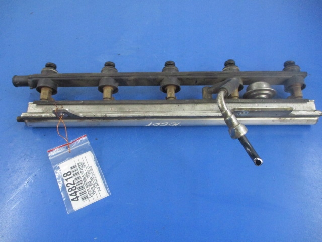 фото №1, Volvo s80 2.4 молдинг форсунка 5szt 9186836