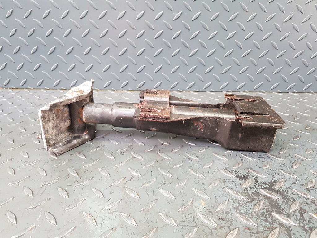 фото №9, Відбійник абсорбер кронштейн бампера лівий перед bmw e34