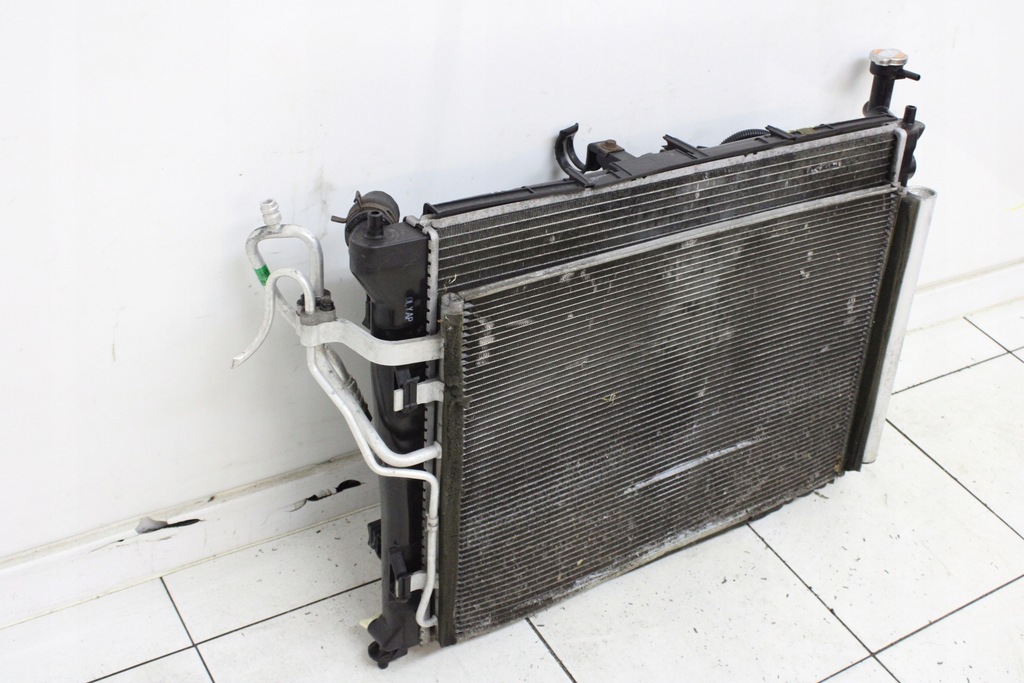 фото №6, Комплект радиатор вентилятор hyundai i30 2007r- 1.4 b