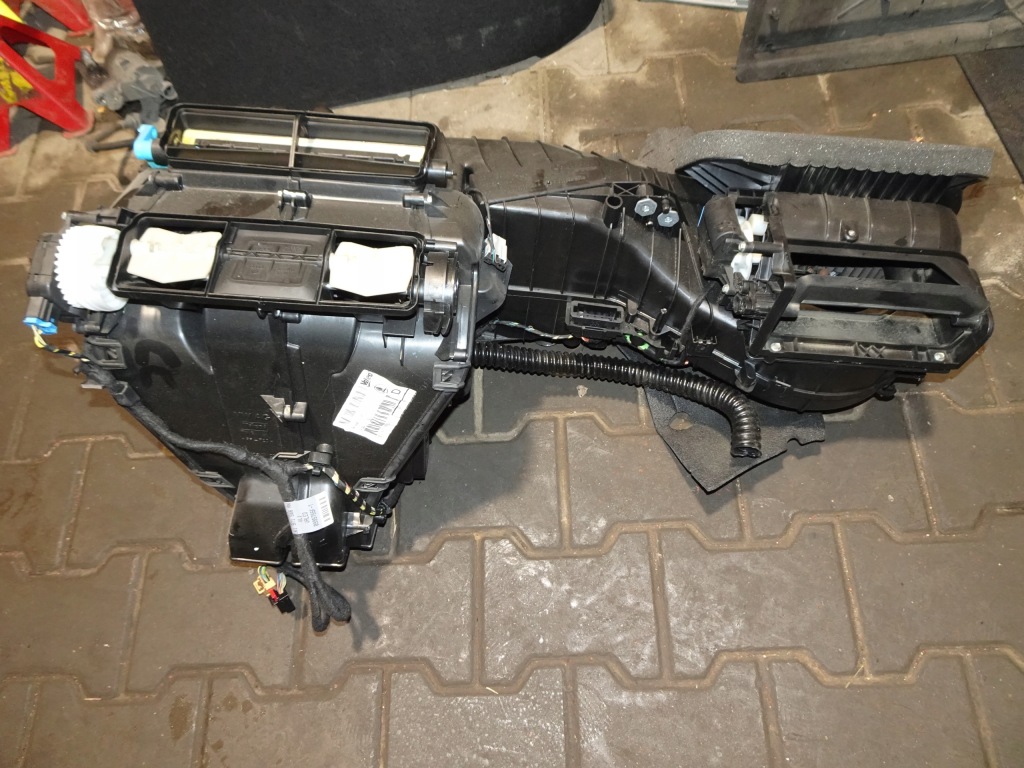 фото №1, Skoda octavia ii обігрівач eu 1z1820003dp