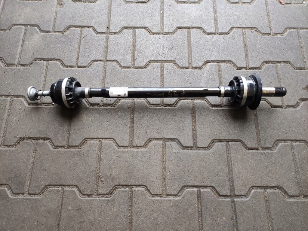 фото №1, Привідний вал ліва задня bmw g20 g21 g22 g29 g26 8666073