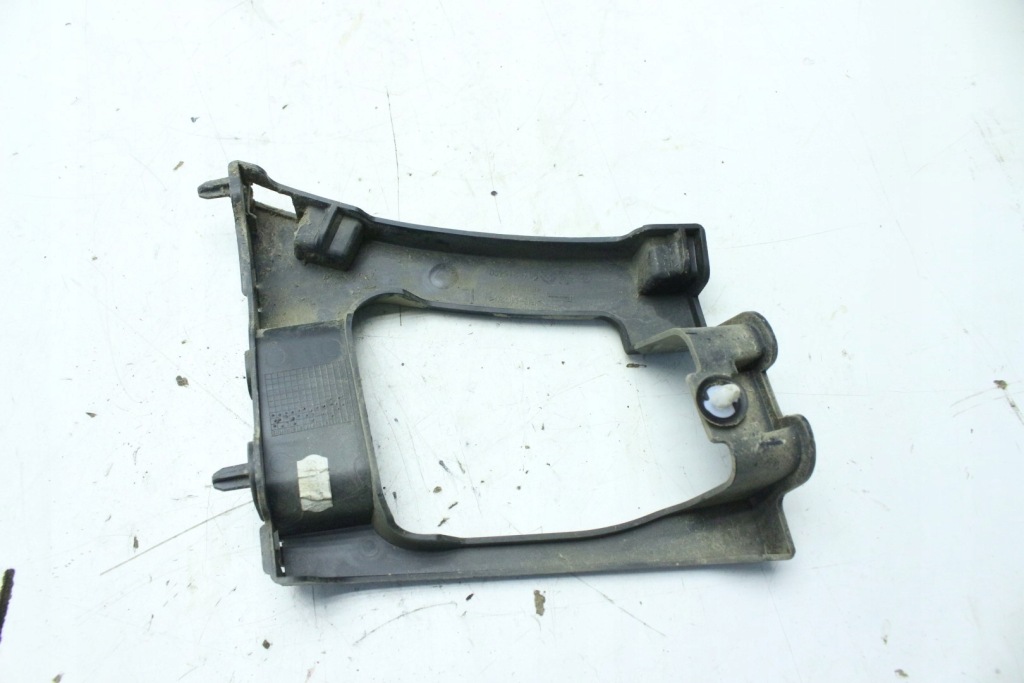 фото №6, Направляющая бампера левый задняя 9810216480 citroen jumpy iii expert iii