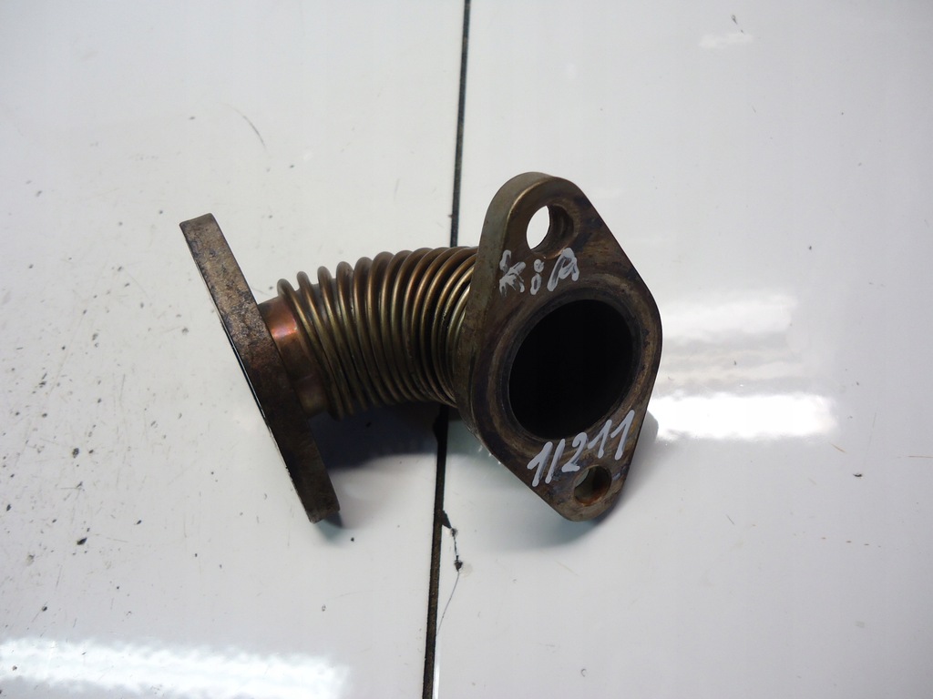 фото №1, Kia carens 2.0crdi d4ea трубка egr