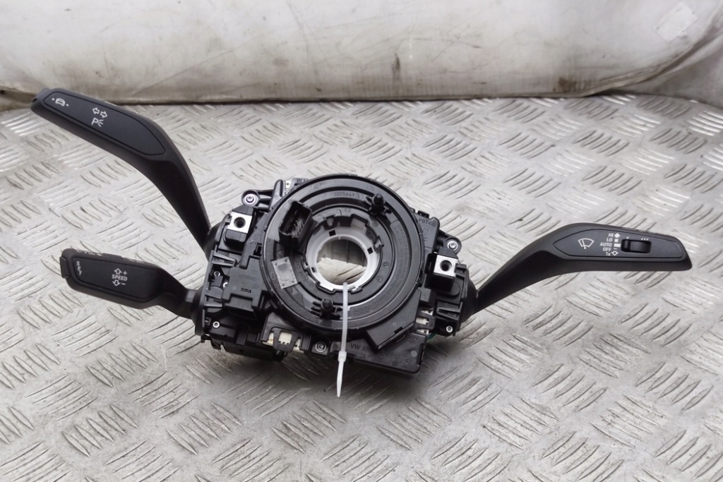 фото №9, Переключатели audi q4 suv f4b 82a953521nb electric 150kw 2021