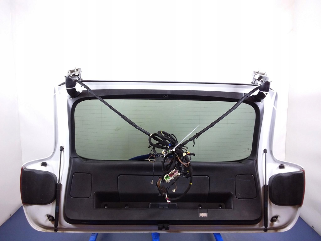 фото №7, Audi q7 4l задняя крышка багажника багажника lr9a