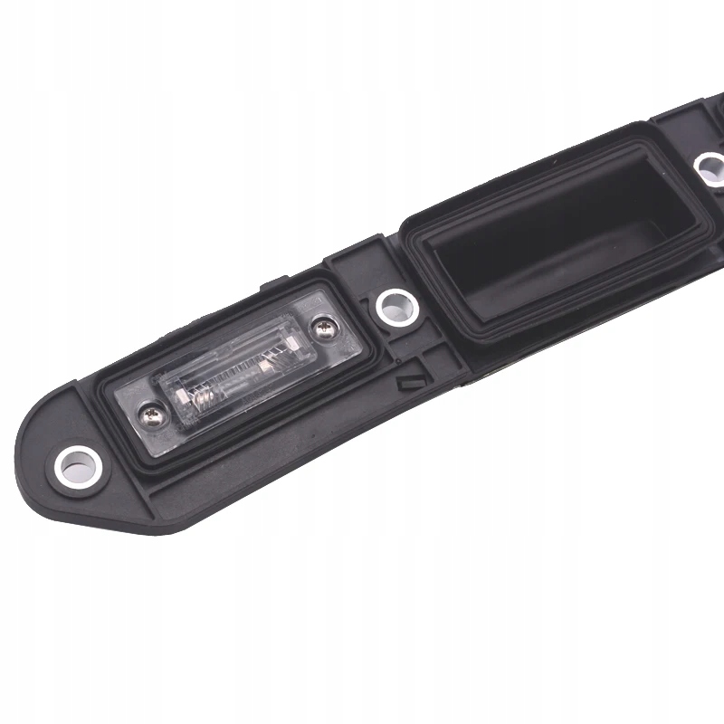 фото №14, Молдинг подсветка номерного знака vw golf plus passat