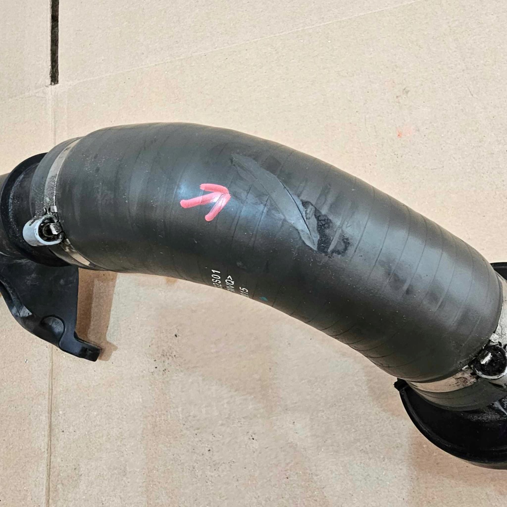 фото №4, Renault trafic iii vivaro b труба turbo шланг интеркулер