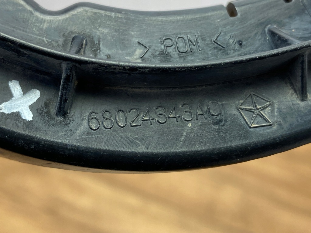 фото №6, Направляющая кронштейн бампера dodge challenger 2015+ usa