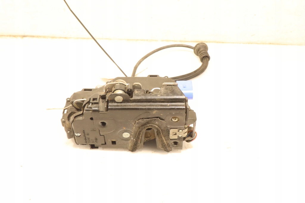 фото №5, Замок правый перед дверь skoda fabia ii